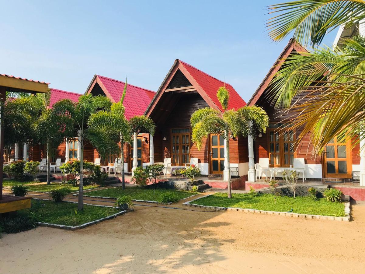 Elegant Green Beach Resort Trincomalee Exterior photo