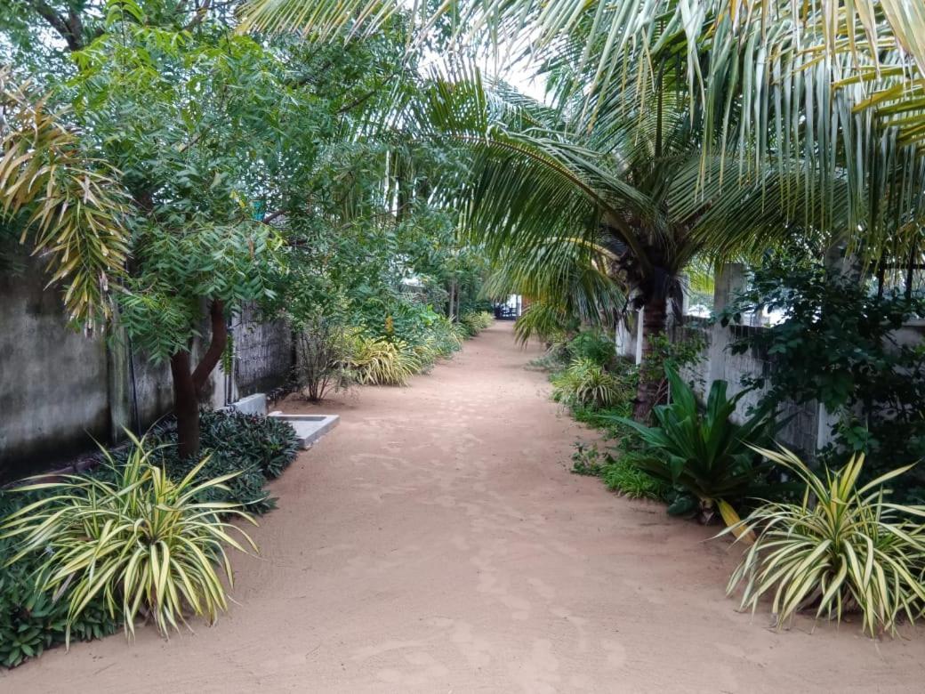 Elegant Green Beach Resort Trincomalee Exterior photo