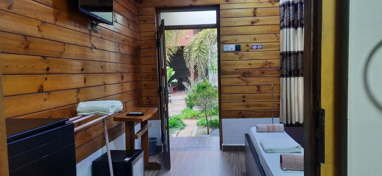 Elegant Green Beach Resort Trincomalee Exterior photo