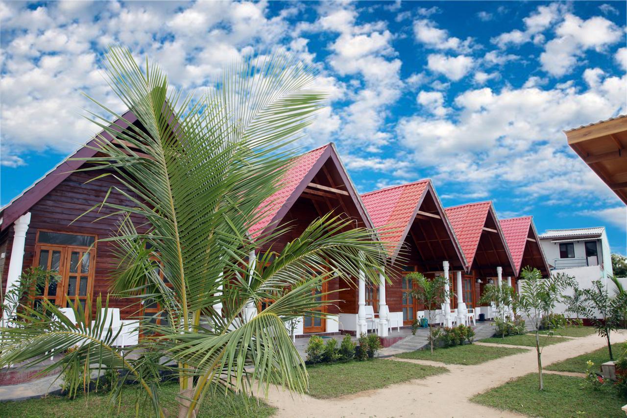 Elegant Green Beach Resort Trincomalee Exterior photo
