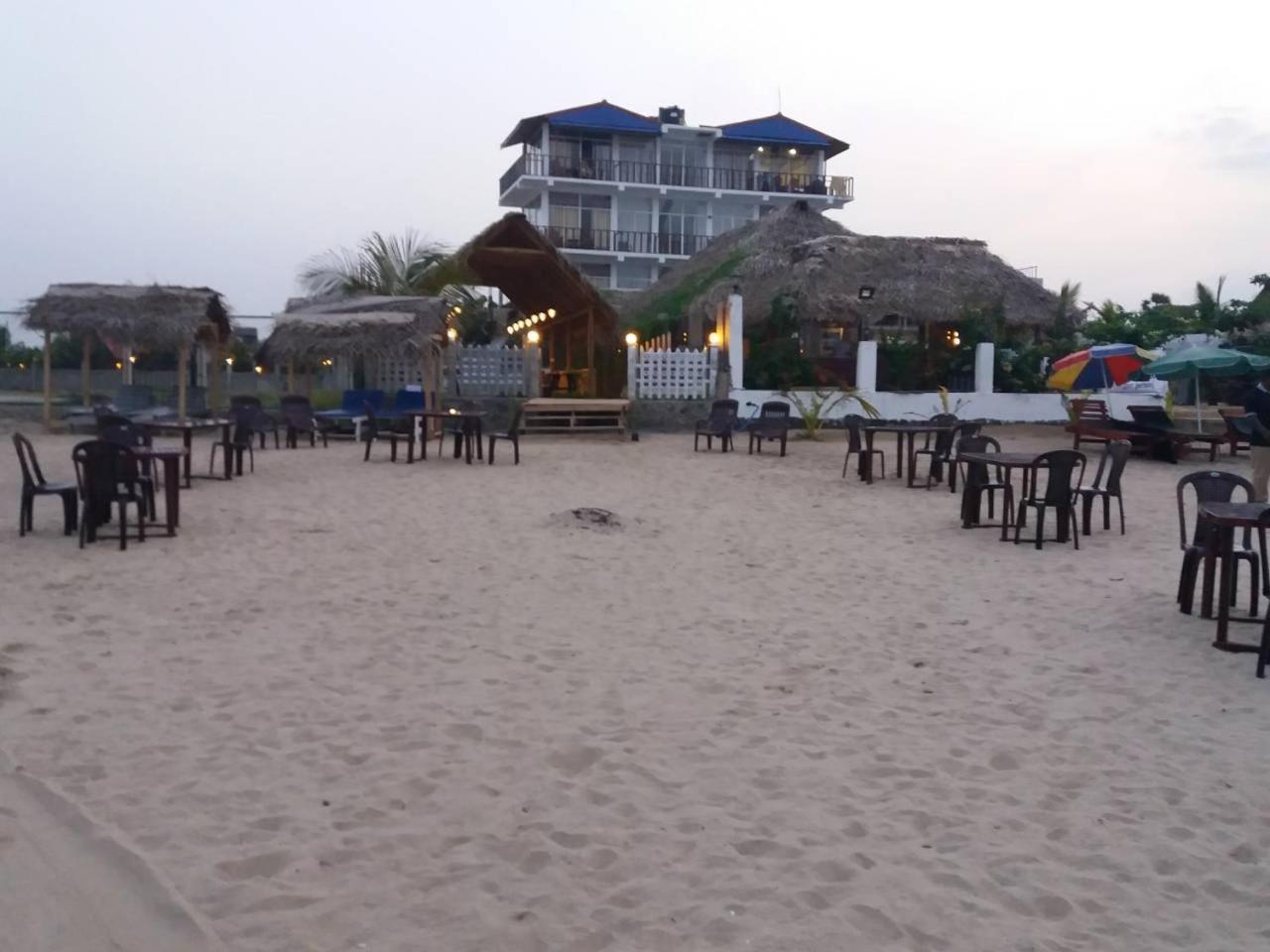 Elegant Green Beach Resort Trincomalee Exterior photo